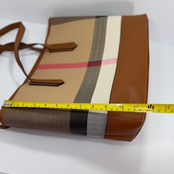 2 piece tote bags! Stylish Tan and Pink Checkered - Picture 7 of 11